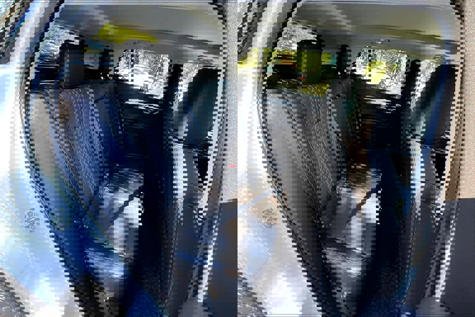 Used 2024 Buick Envision Avenir image 19