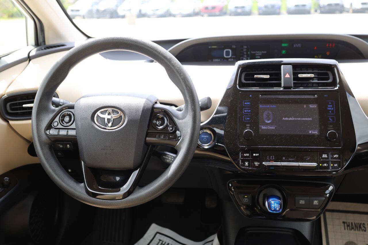 Used 2019 Toyota Prius LE AWD/4WD image 22