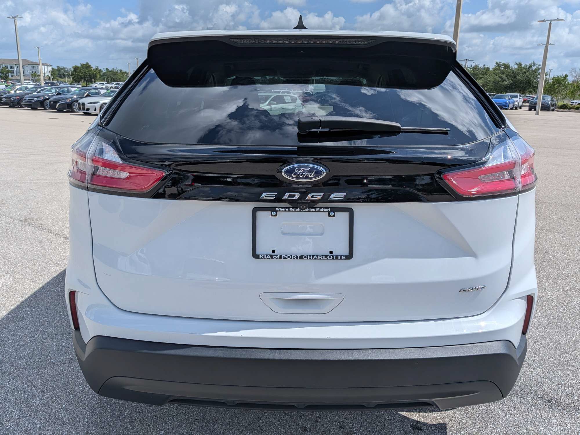 Used 2024 Ford Edge SE AWD/4WD image 6