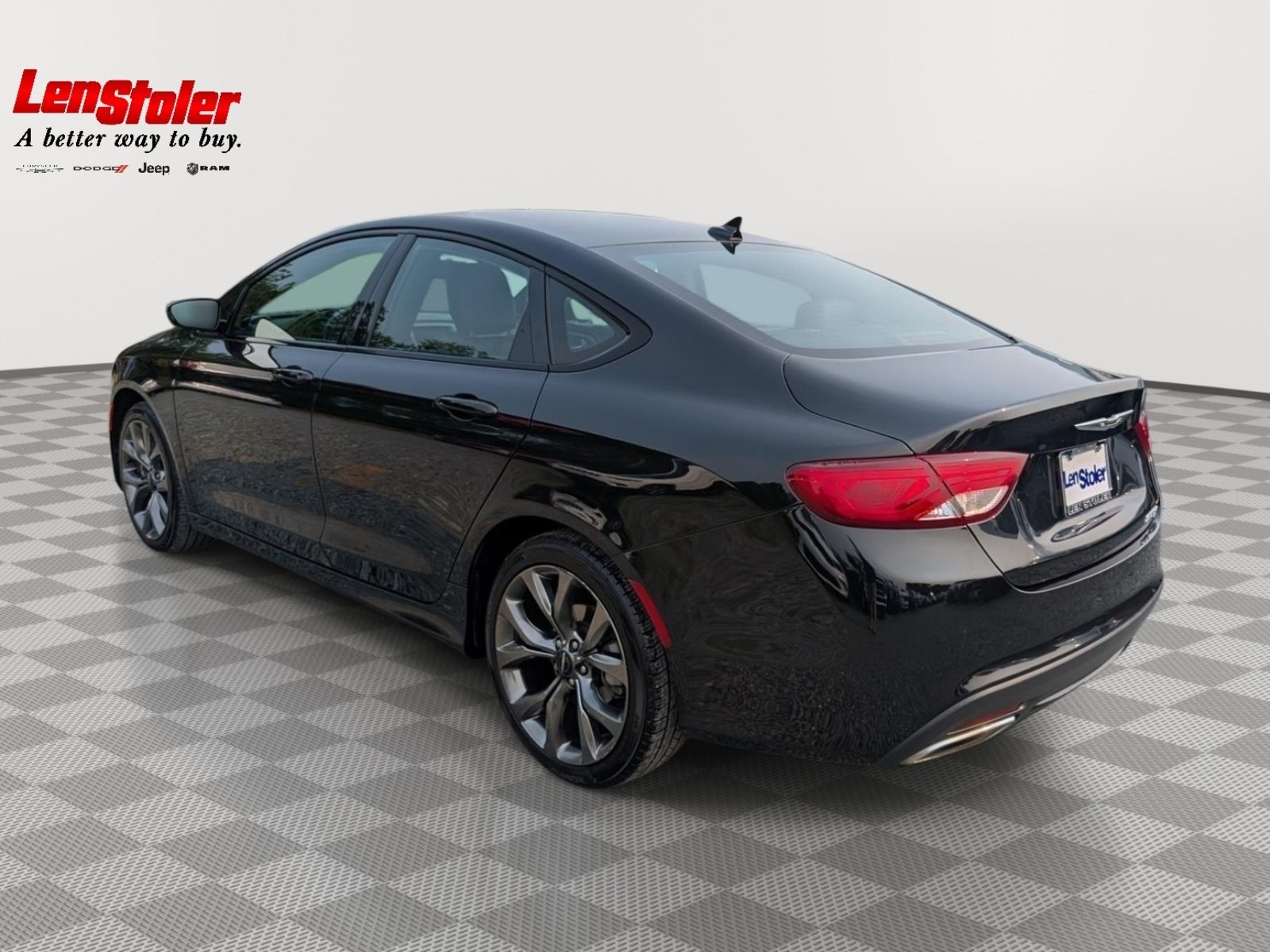 Used 2015 Chrysler 200 S w/ Navigation & Sound Group I FWD image 3