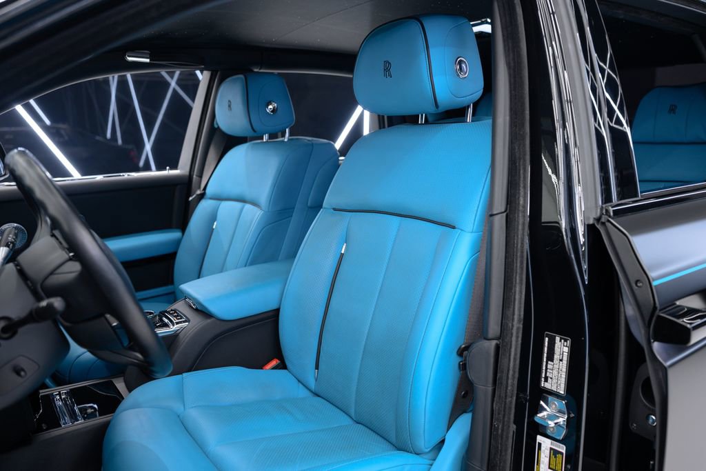 Used 2023 Rolls-Royce Phantom Sedan image 30