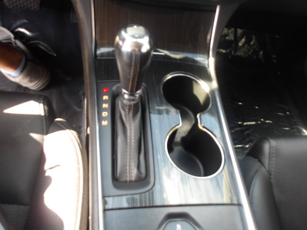Used 2019 Chevrolet Impala LT FWD image 25