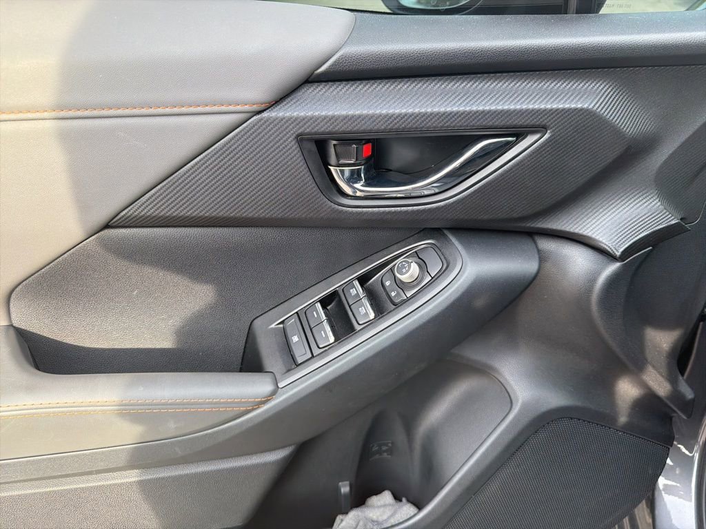Used 2024 Subaru Crosstrek 2.5i Limited w/ Crosstrek Mirror Package AWD/4WD image 13