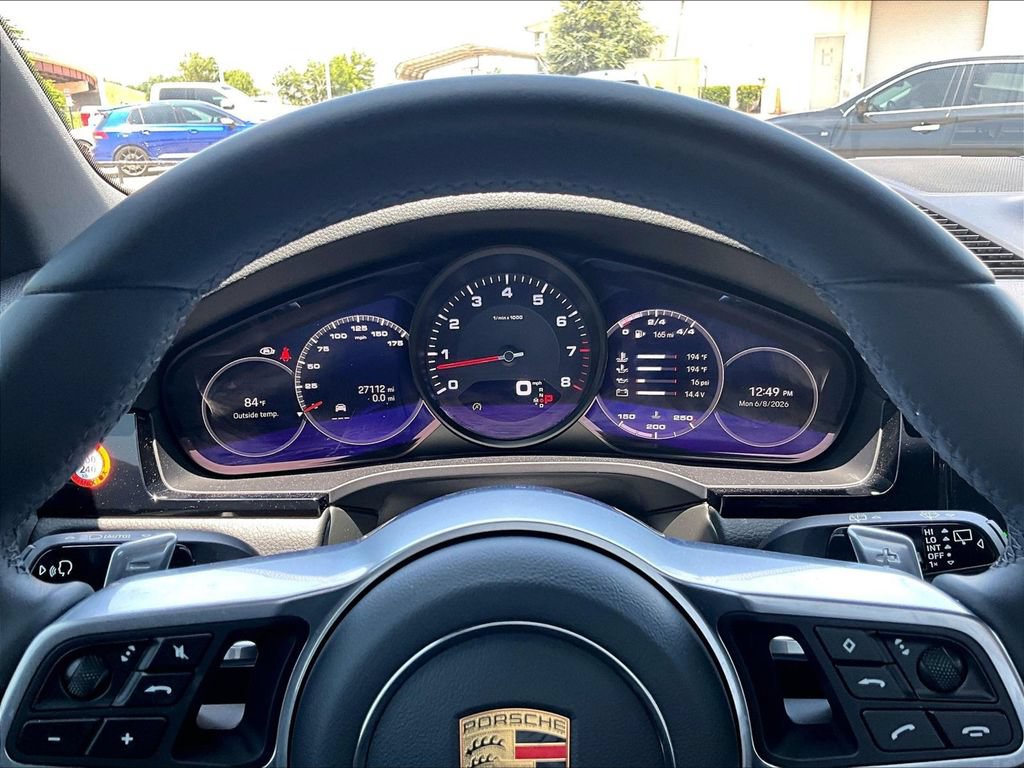 Certified 2023 Porsche Cayenne AWD/4WD image 25
