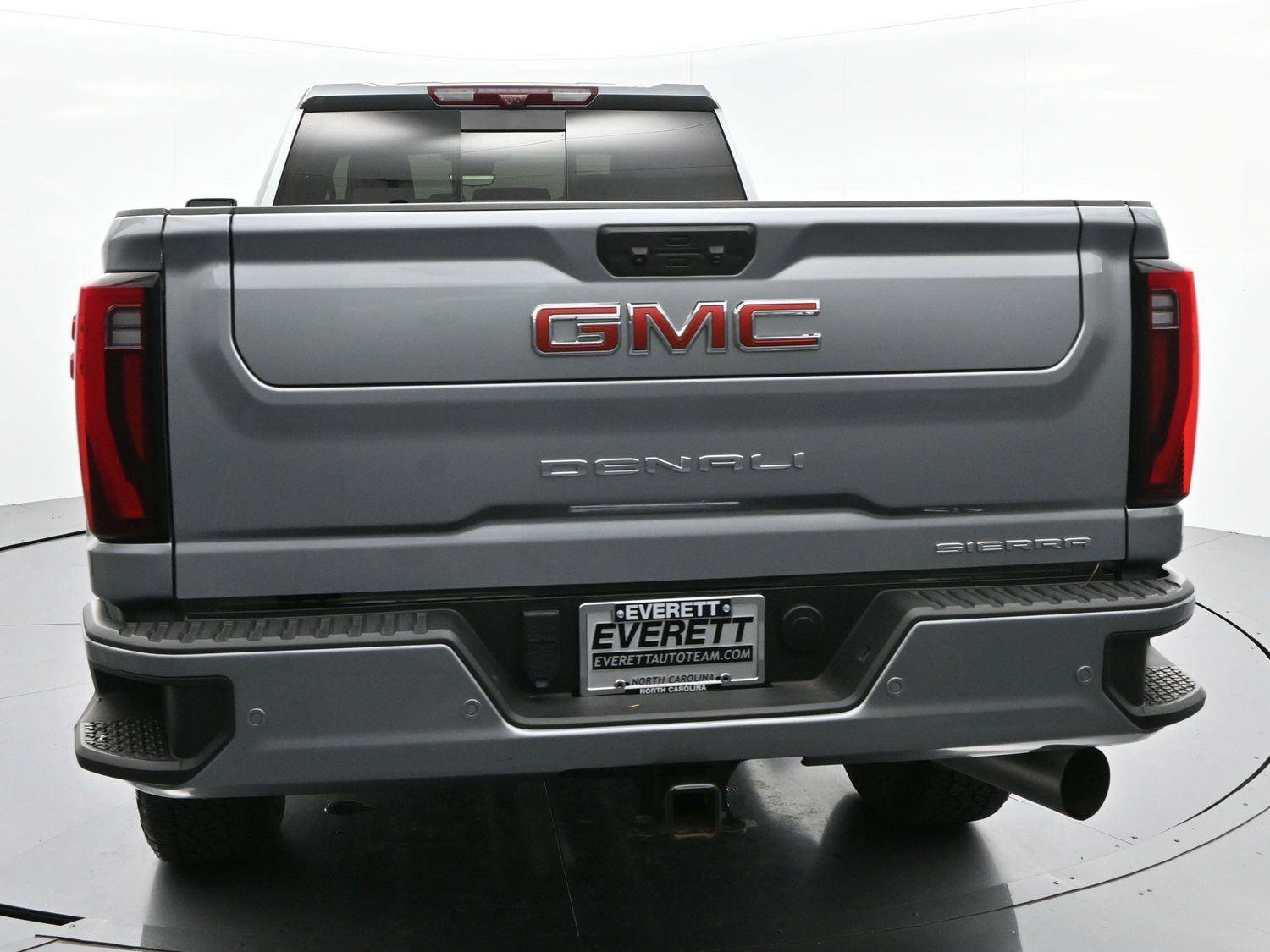 Used 2024 GMC Sierra 2500 Denali w/ Denali Reserve Package image 6