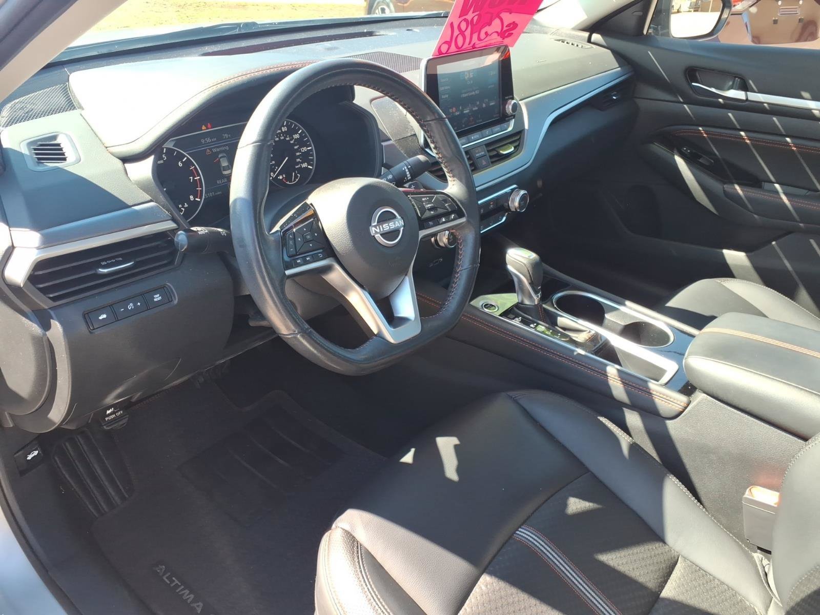 Used 2023 Nissan Altima 2.5 SR FWD image 17