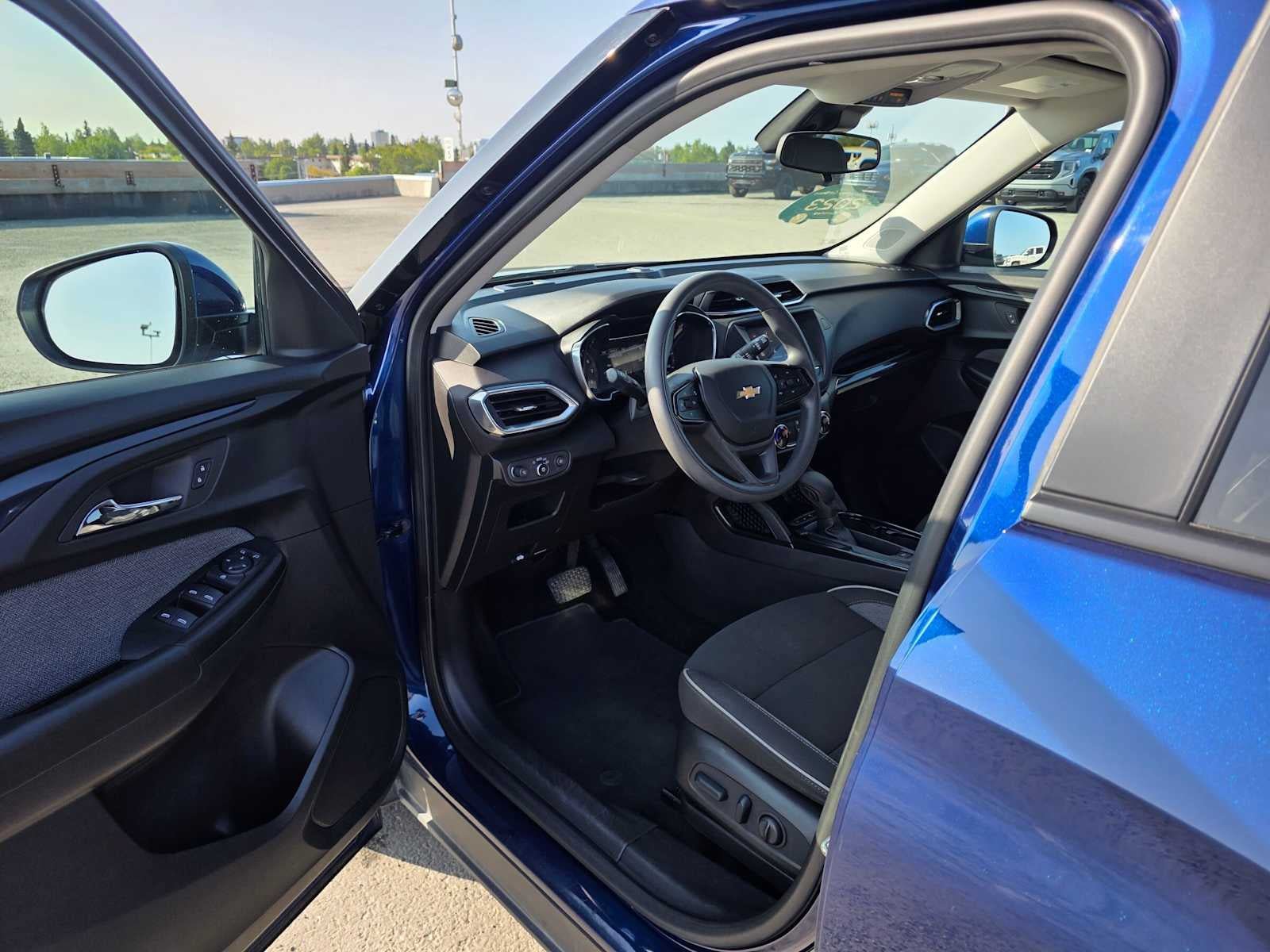 Certified 2023 Chevrolet TrailBlazer LT AWD/4WD image 19