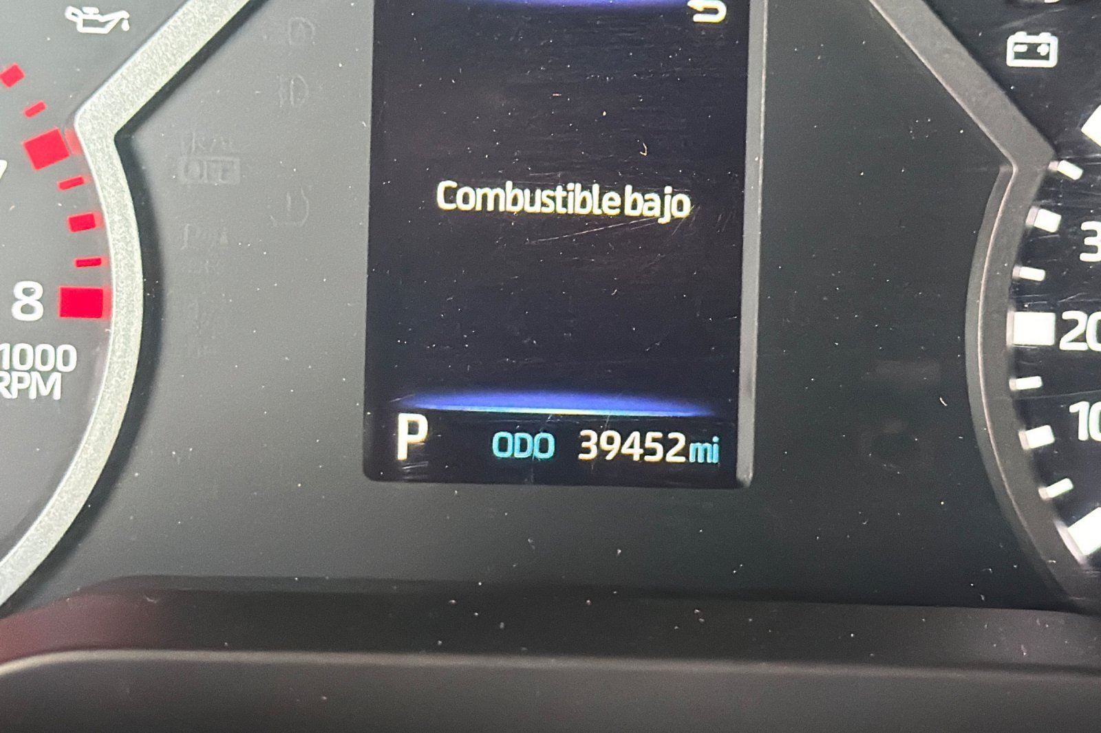 Used 2025 Toyota Tundra SR5 w/ SR5 Convenience Package AWD/4WD image 25