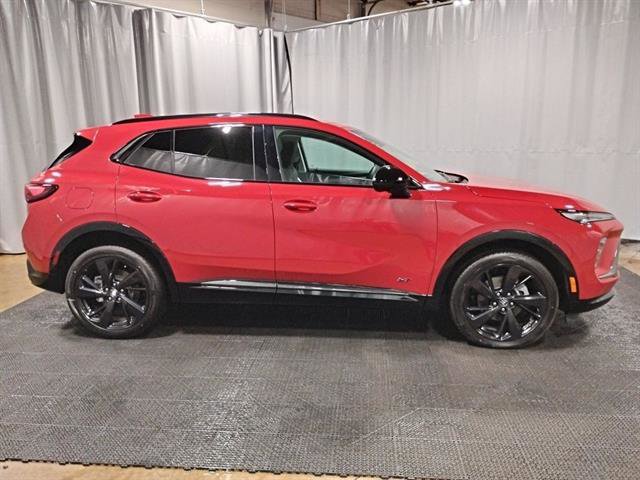 New 2025 Buick Envision Sport Touring image 2