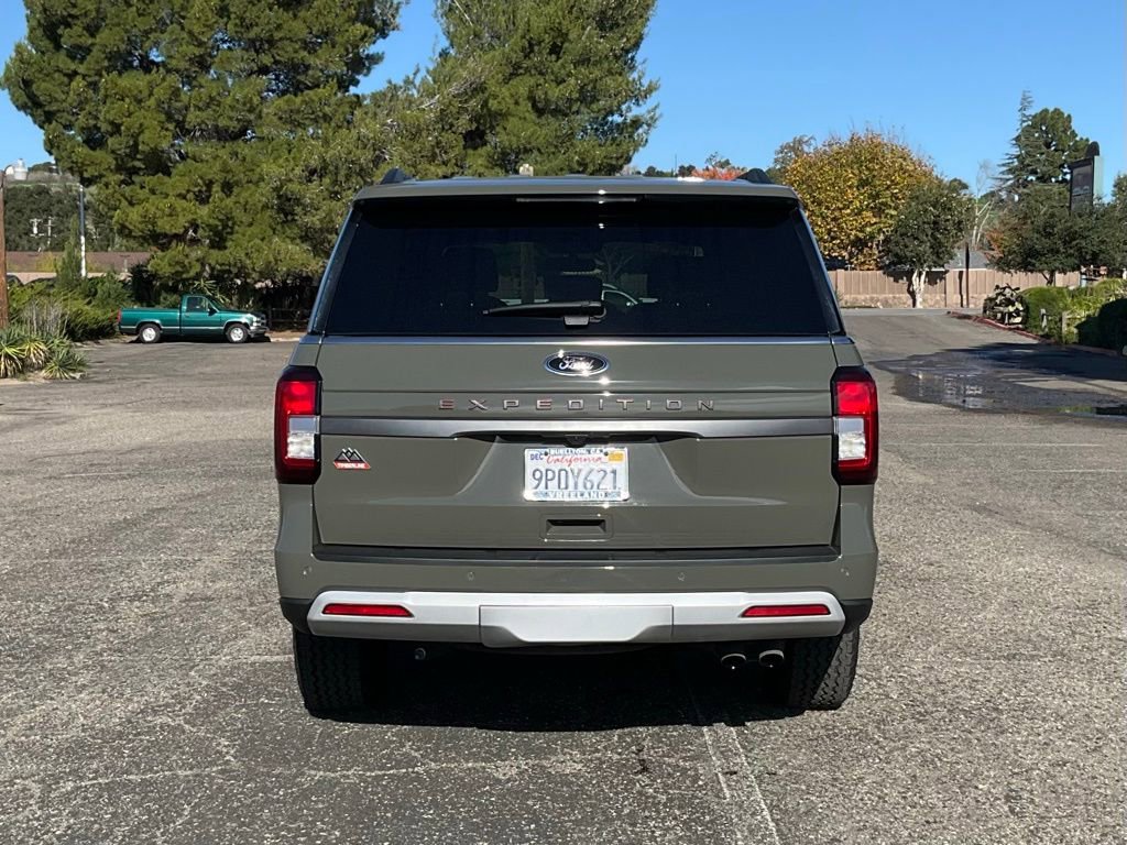 Used 2024 Ford Expedition Timberline image 5
