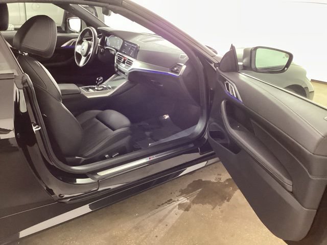 Used 2023 BMW 440i xDrive Convertible w/ Premium Package AWD/4WD image 19