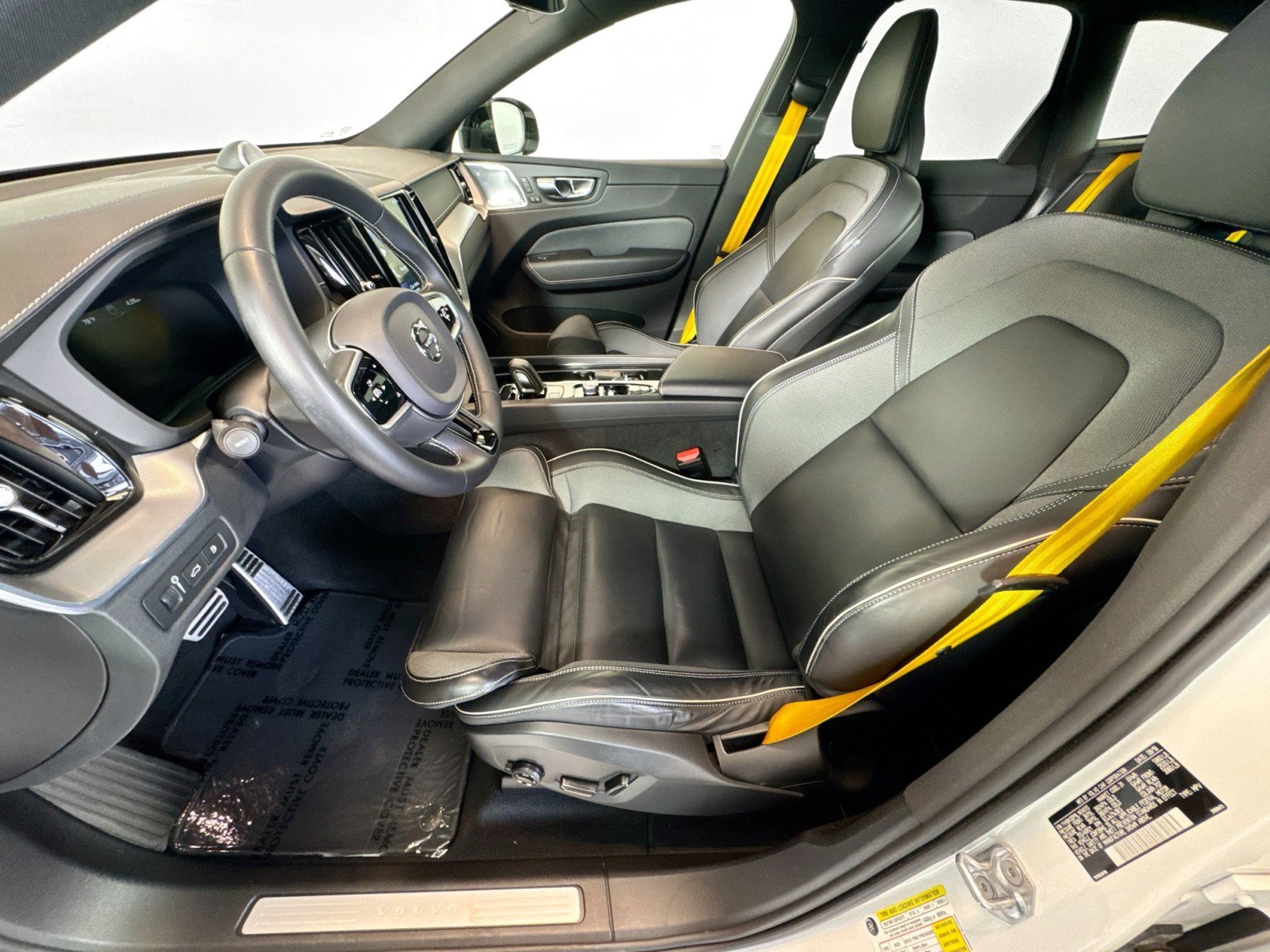 Used 2020 Volvo XC60 T8 Polestar image 5