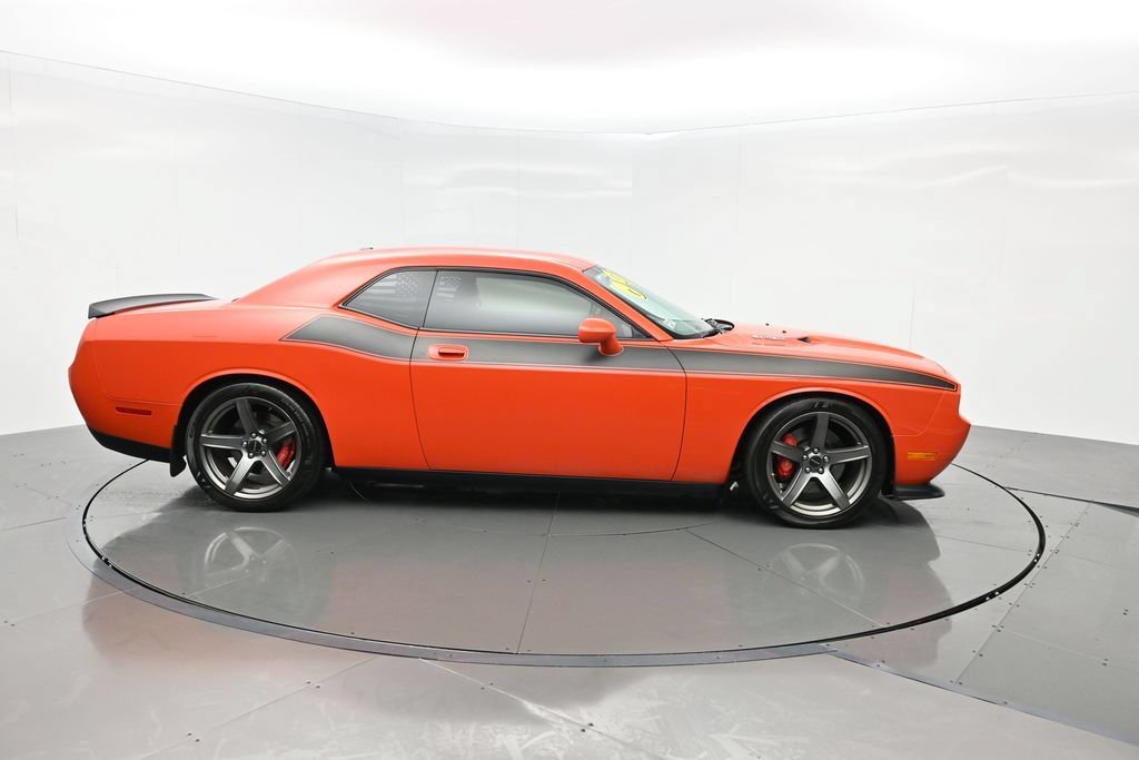Used 2009 Dodge Challenger SRT8 RWD image 7