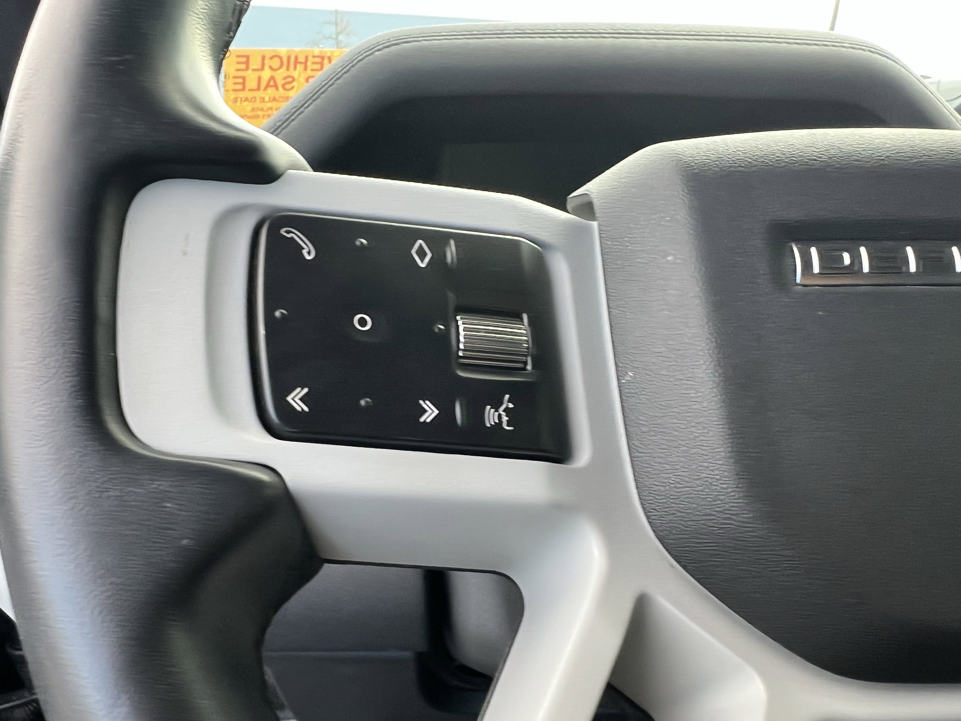 Used 2023 Land Rover Defender 110 S image 19