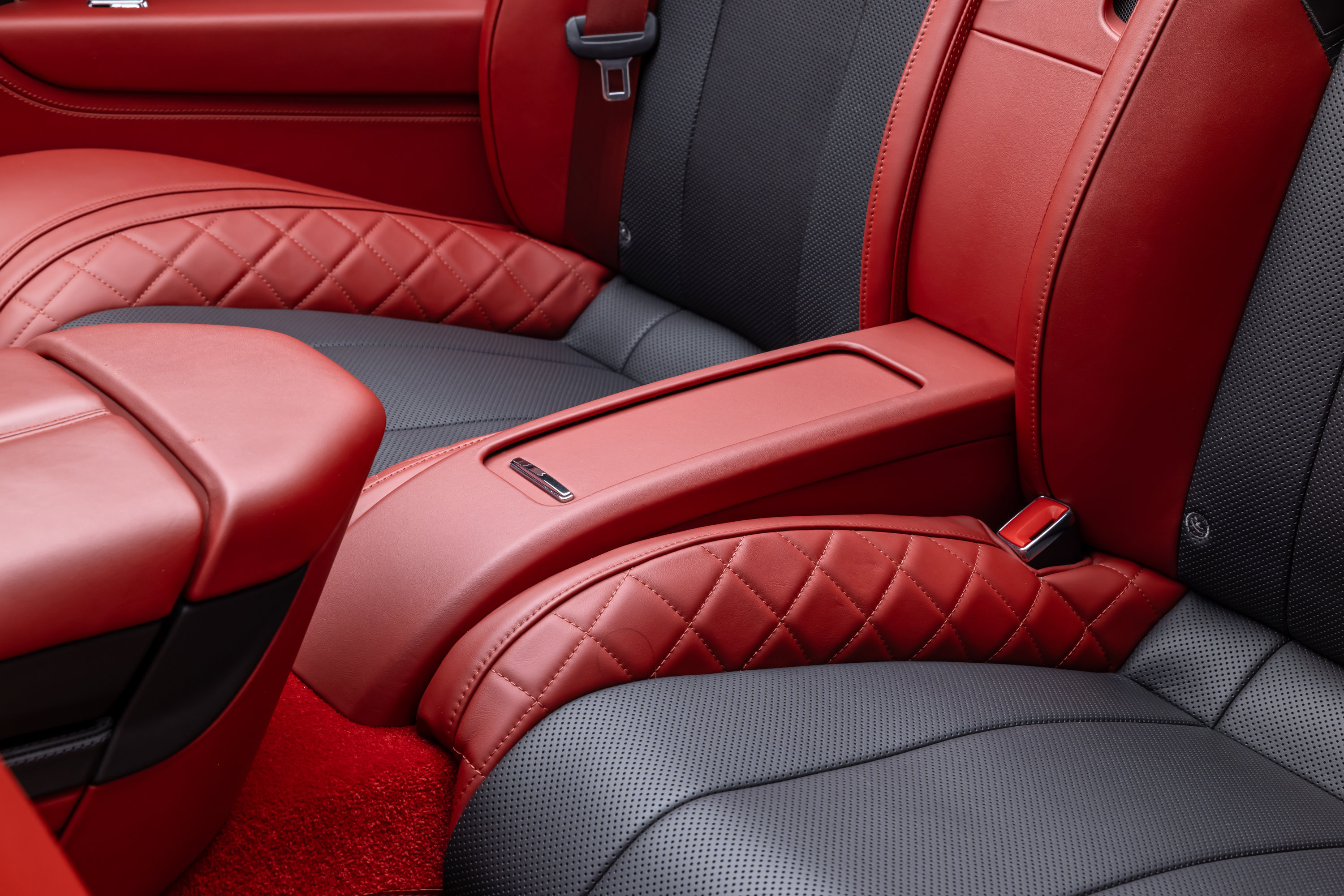 Used 2020 Bentley Continental GT image 48