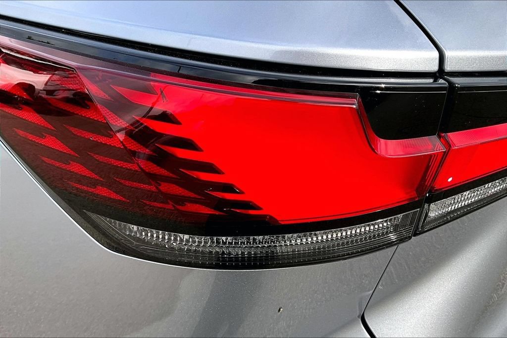 Used 2025 Lexus RX 350 Premium Plus w/ Accessory Package (Z1) FWD image 32