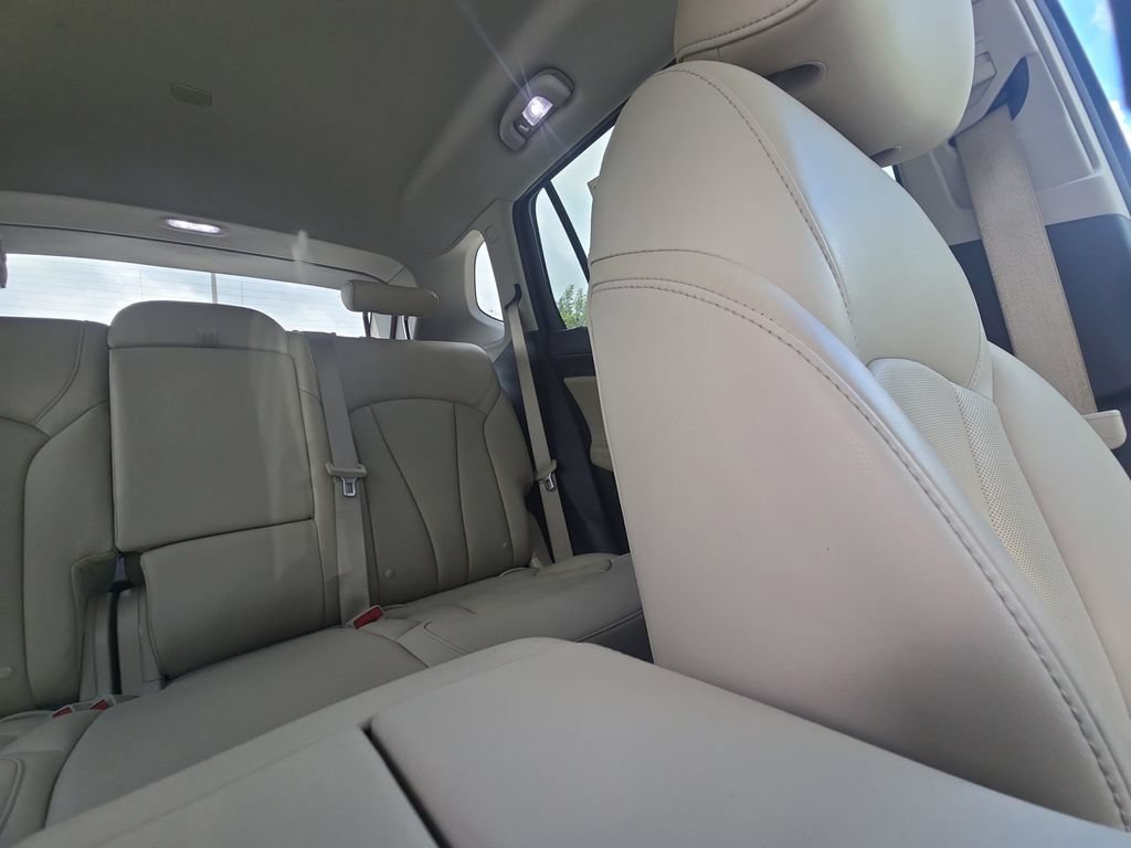 Used 2020 Buick Envision Essence FWD image 14