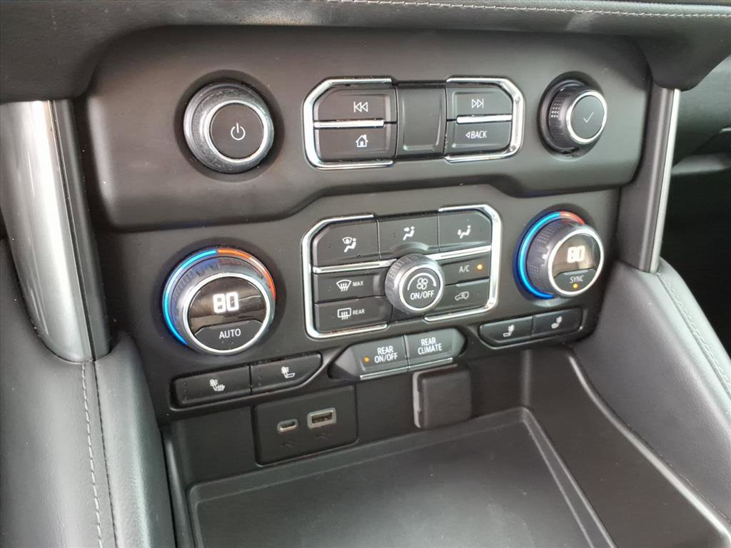 Used 2021 Chevrolet Tahoe Z71 w/ Z71 Signature Package image 27