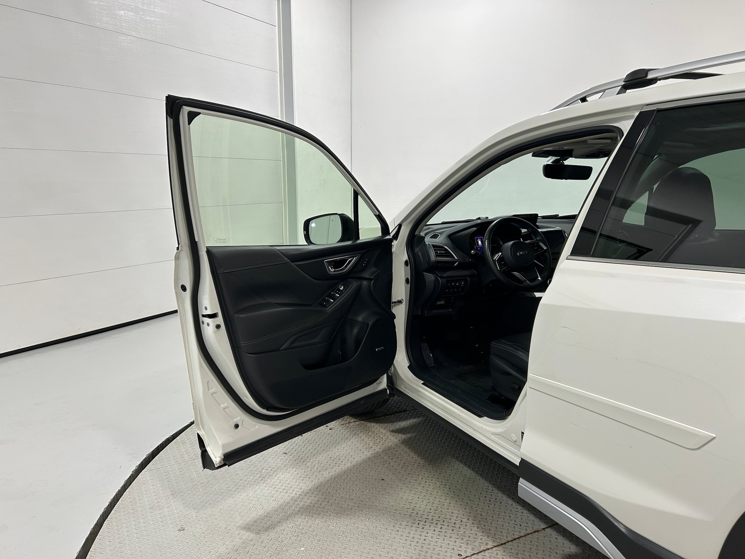Used 2022 Subaru Forester Touring AWD/4WD image 24