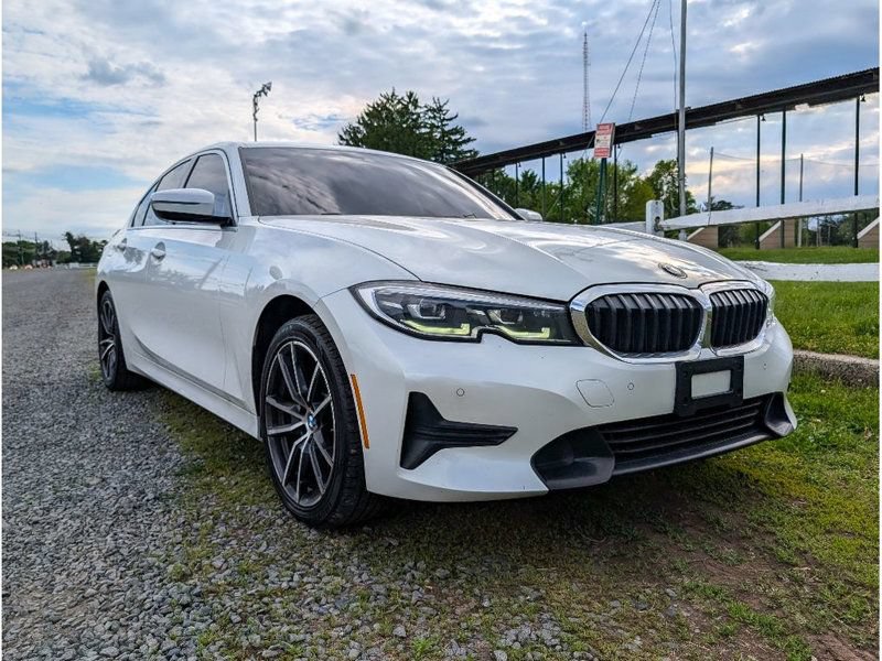 Used 2020 BMW 330i xDrive Sedan w/ Convenience Package AWD/4WD image 3
