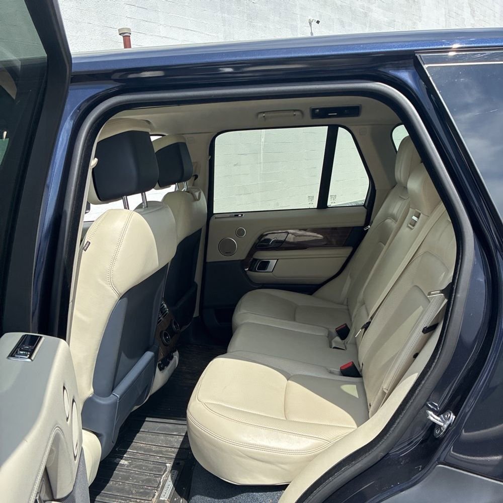Used 2019 Land Rover Range Rover Supercharged image 15