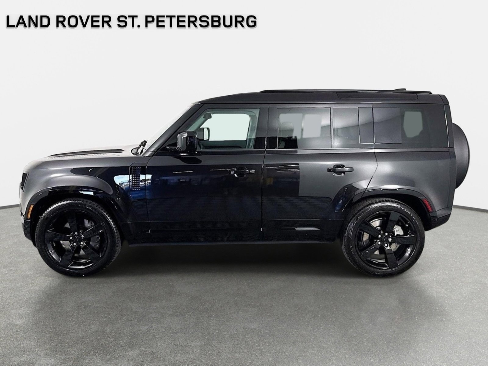 Used 2026 Land Rover Defender 110 X-Dynamic SE AWD/4WD image 8