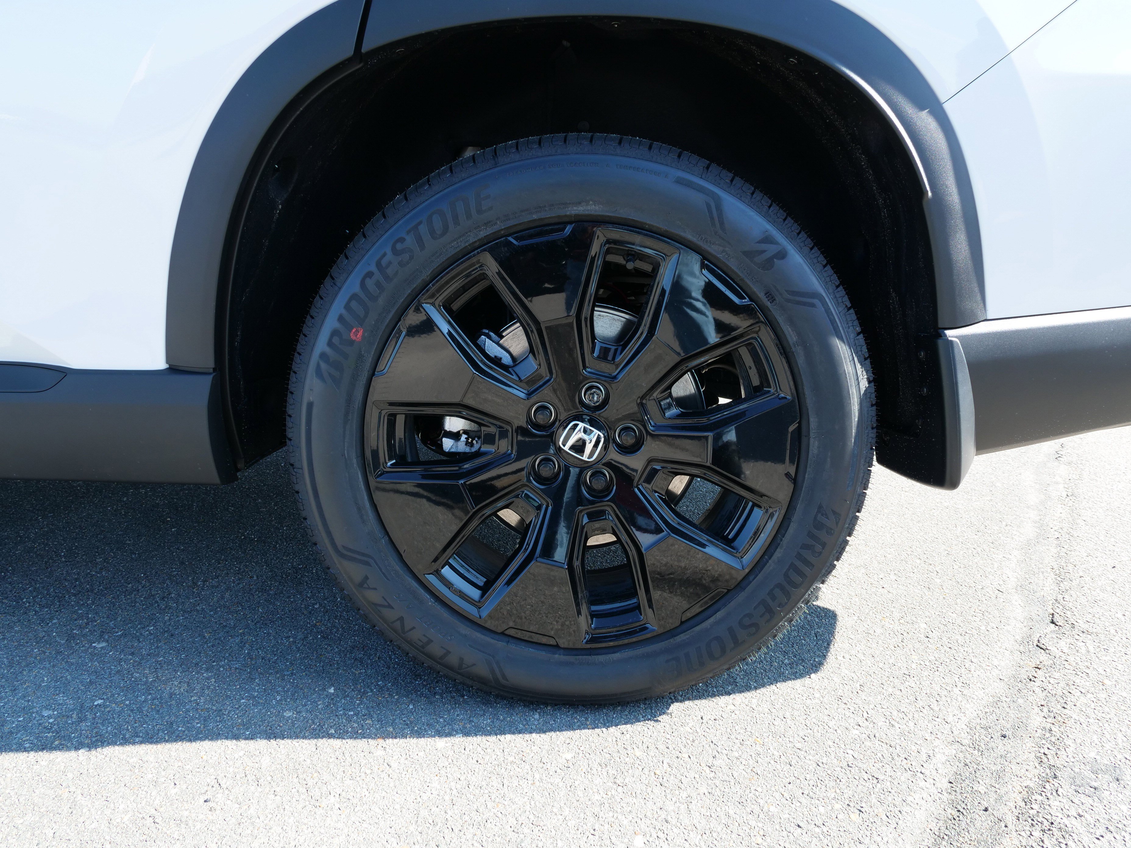 New 2026 Honda Pilot Black Edition image 12