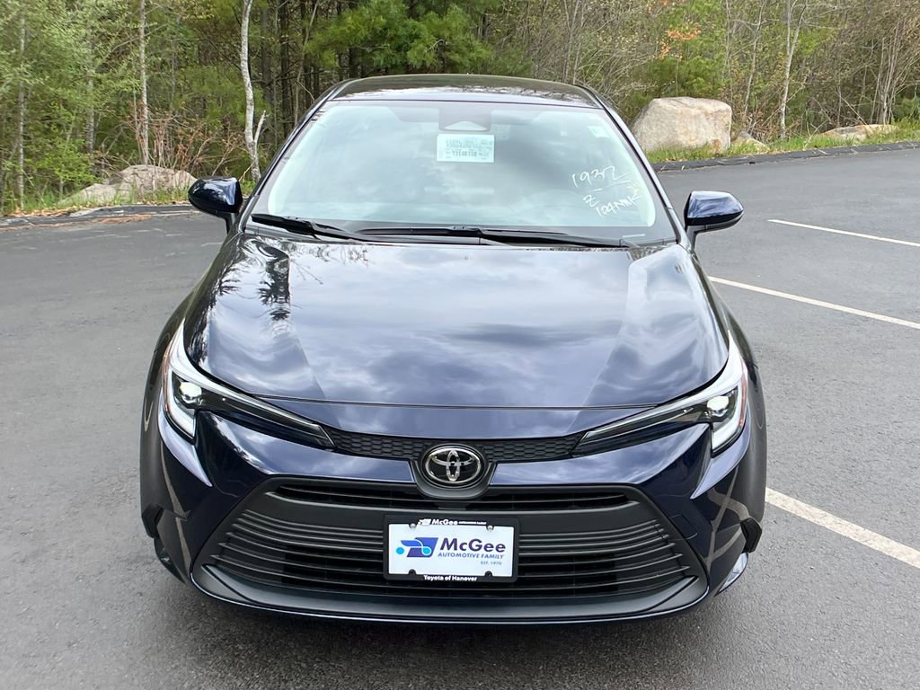 New 2026 Toyota Corolla LE w/ LE Premium Package FWD image 8