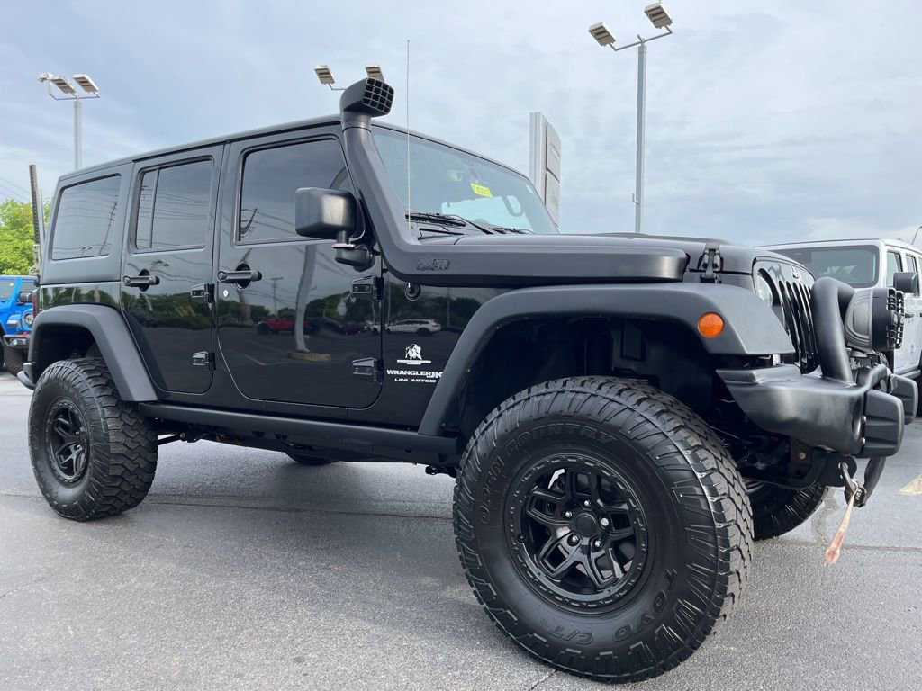 Used 2018 Jeep Wrangler Unlimited Rubicon w/ Cold Weather Group AWD/4WD image 55