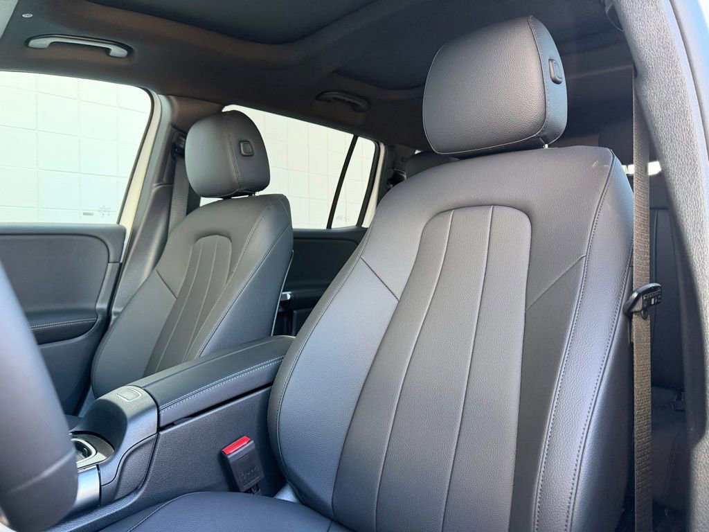 New 2026 Mercedes-Benz GLB 250 4MATIC image 19