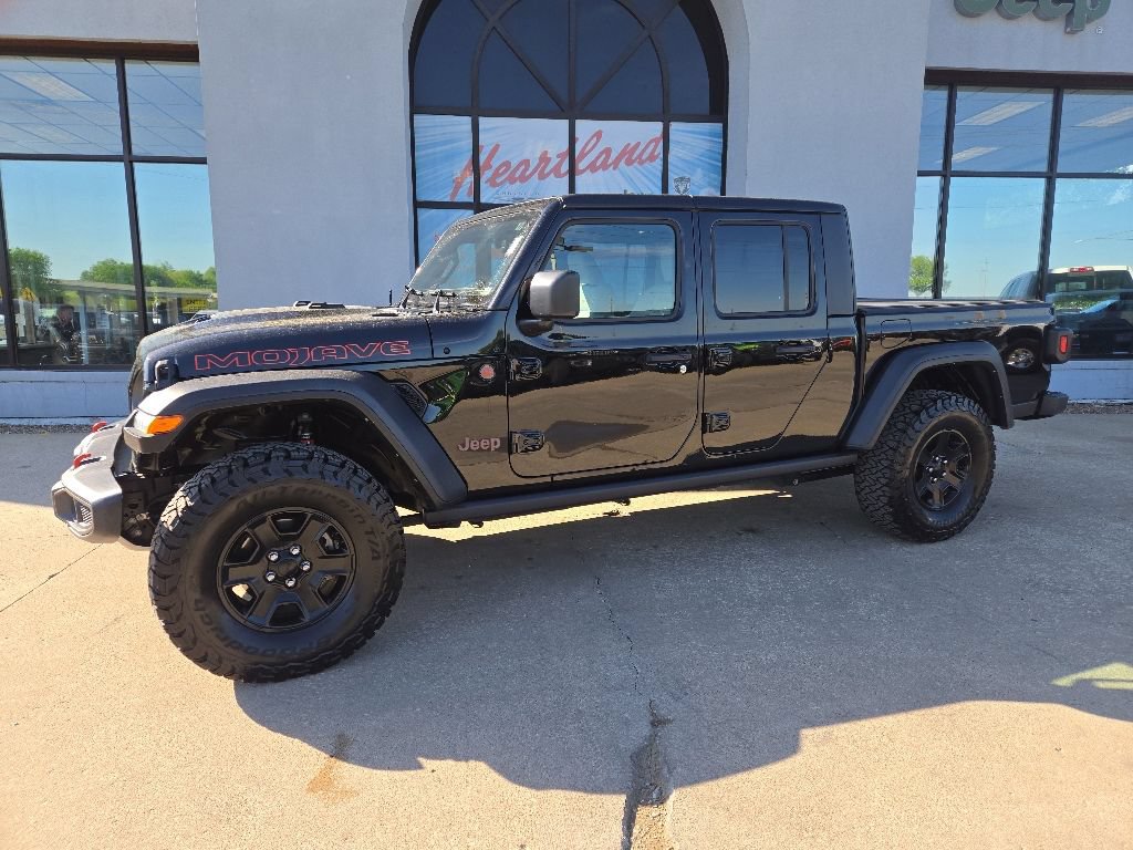 Used 2023 Jeep Gladiator Mojave w/ Cold Weather Group AWD/4WD image 5