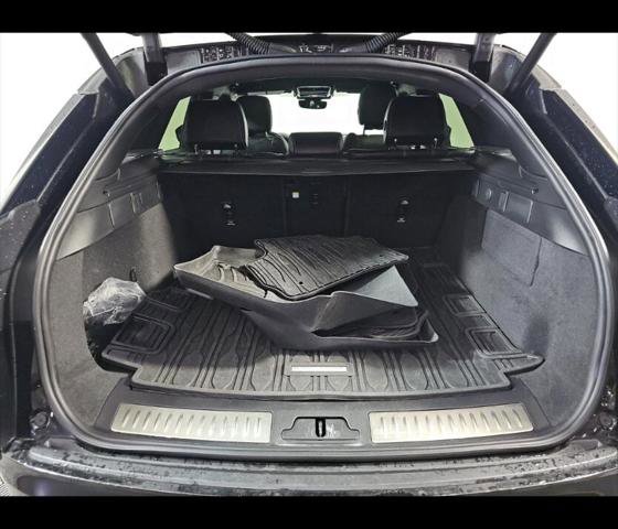 Used 2022 Land Rover Range Rover Velar R-Dynamic S AWD/4WD image 19