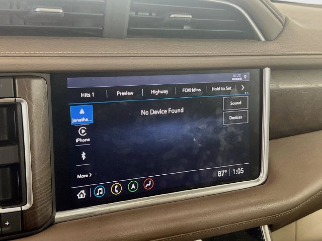 Used 2021 GMC Yukon Denali w/ Denali Premium Package AWD/4WD image 14