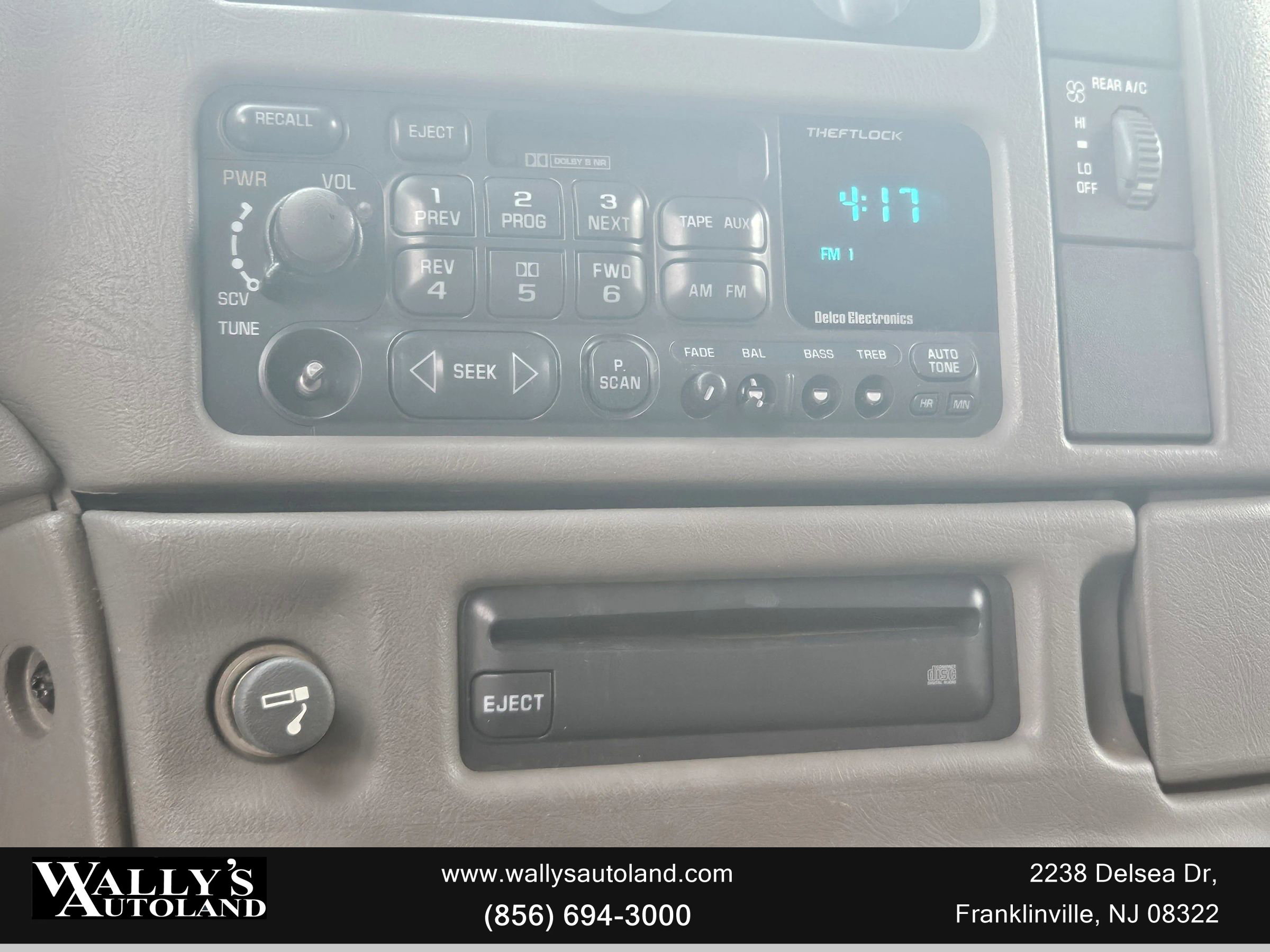 Used 1999 Chevrolet Astro AWD Passenger image 23