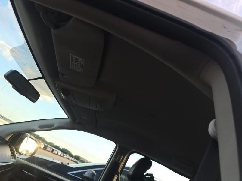 Used 2015 Dodge Grand Caravan American Value Package w/ UConnect Hands-Free Group image 13