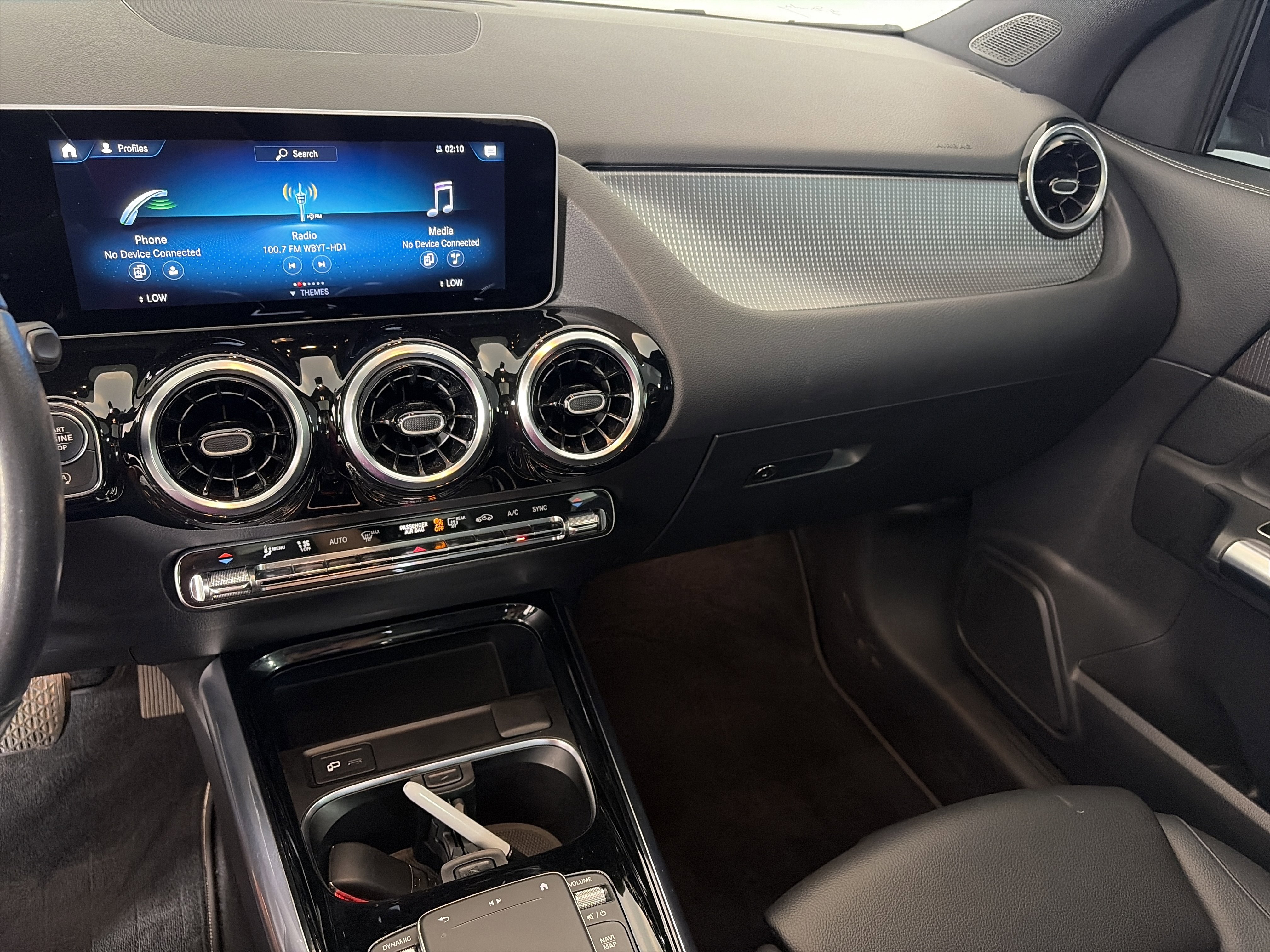 Used 2021 Mercedes-Benz GLA 250 4MATIC image 11