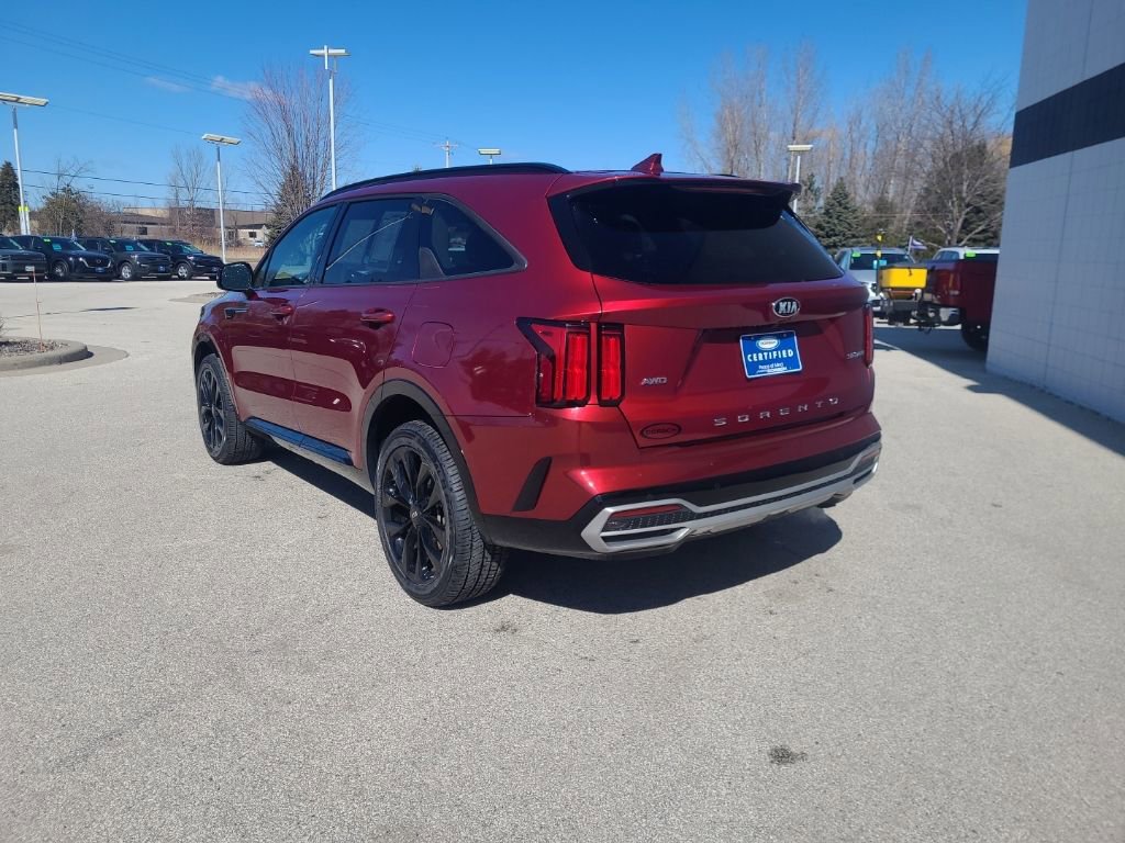 Certified 2021 Kia Sorento SX image 4