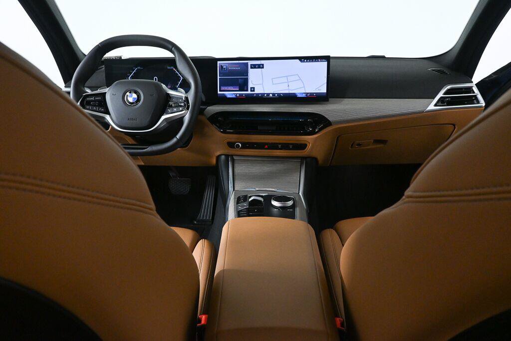 Used 2025 BMW 330i Sedan RWD image 31