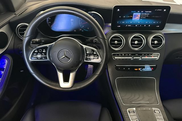 Used 2023 Mercedes-Benz GLC 300 4MATIC Coupe image 16