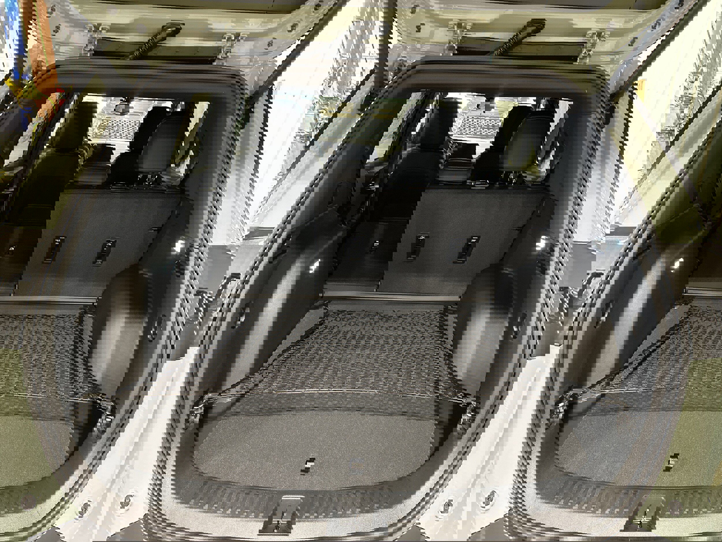 New 2026 Chevrolet Equinox LT w/ Convenience Package II image 9