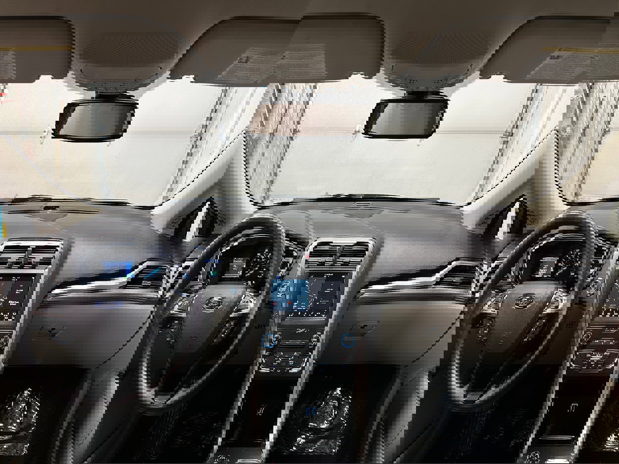 Certified 2019 Ford Fusion SE image 2