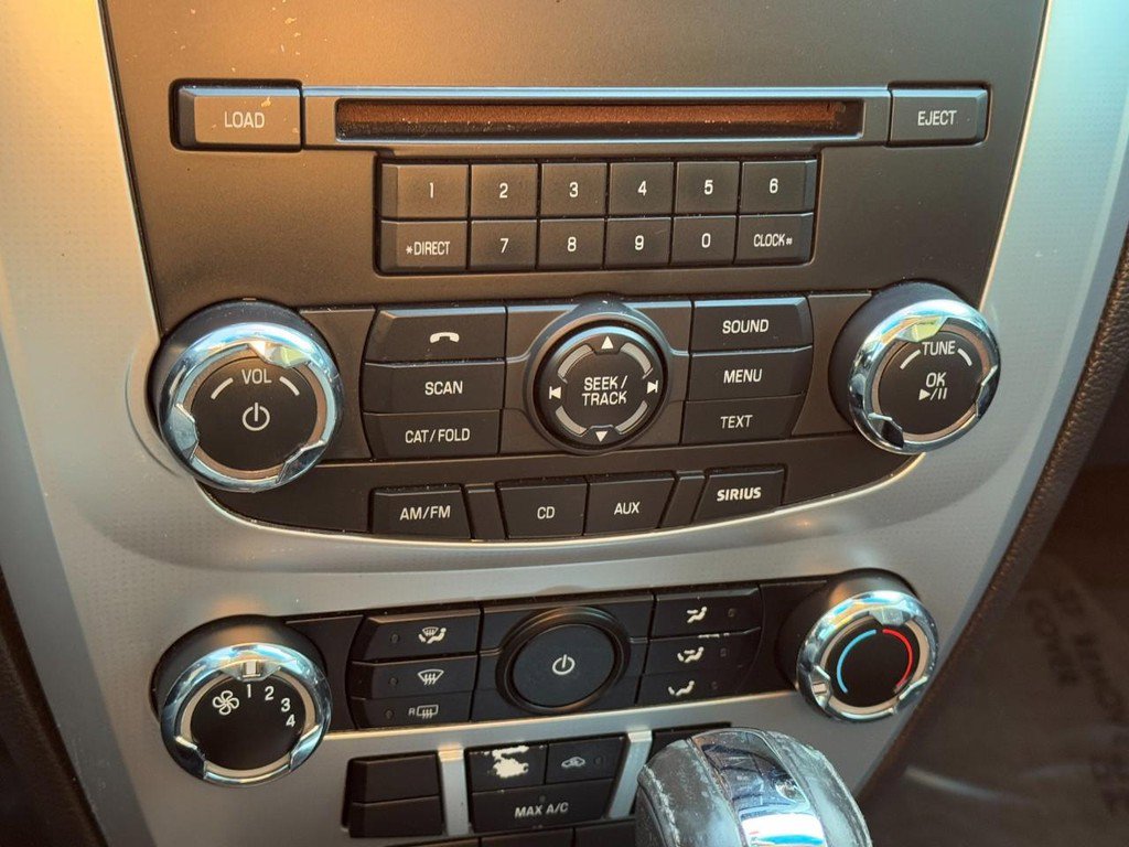 Used 2010 Ford Fusion SE image 23