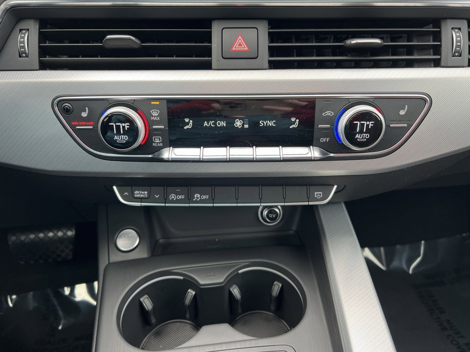 Used 2017 Audi A4 2.0T Premium image 20