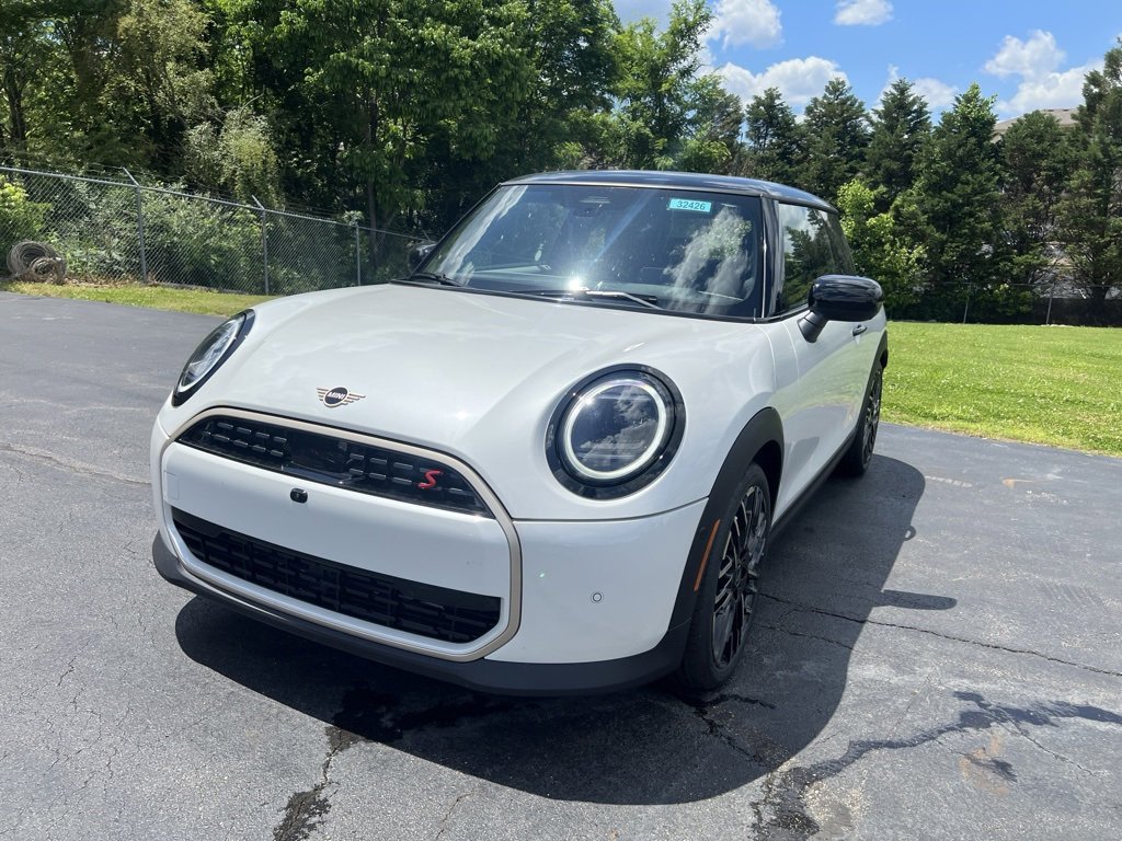 New 2025 MINI Cooper S image 1