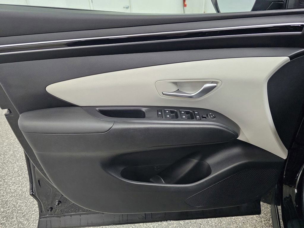 Used 2023 Hyundai Tucson SEL AWD/4WD image 13