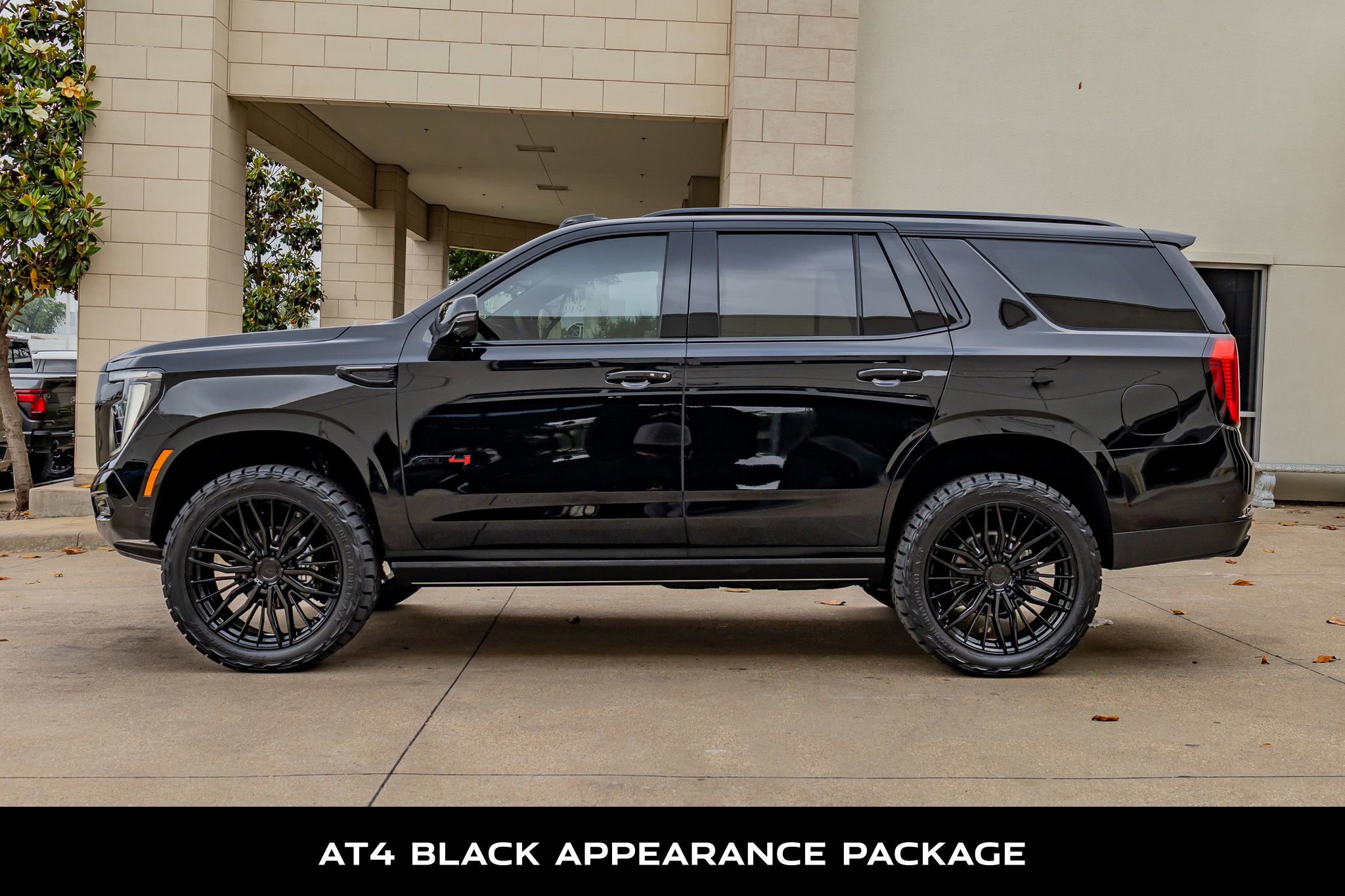 Used 2026 GMC Yukon AT4 Ultimate AWD/4WD image 6