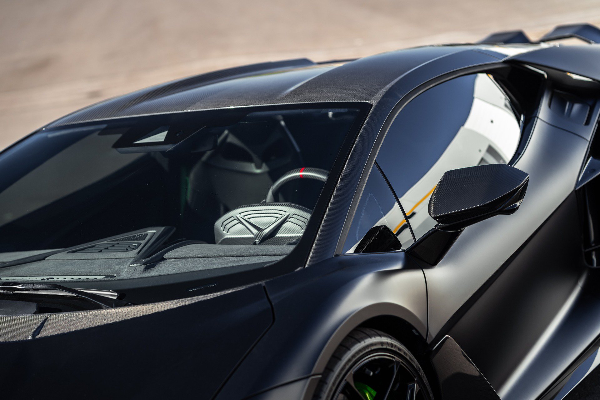 Used 2025 Lamborghini Revuelto AWD/4WD image 26