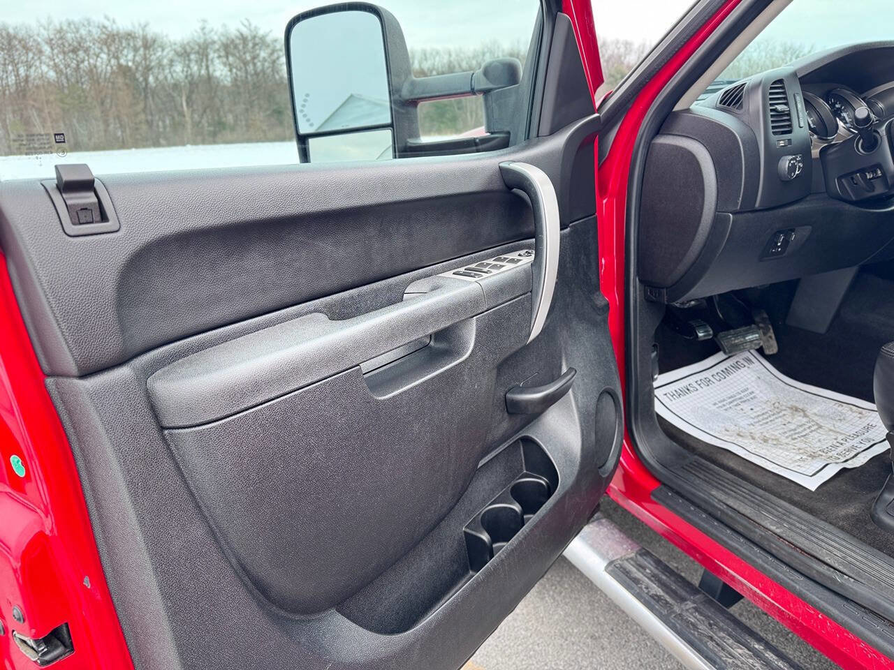 Used 2011 Chevrolet Silverado 2500 LT w/ Interior Plus Package image 8