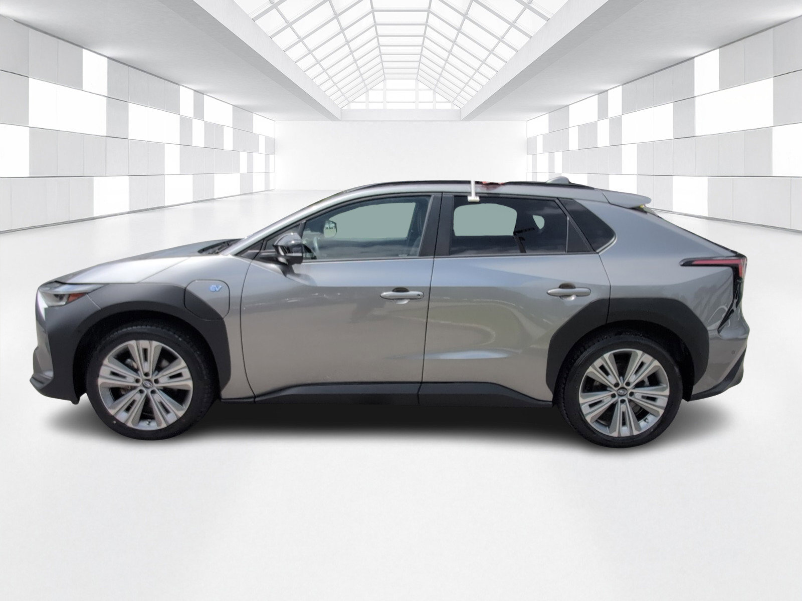 Used 2023 Subaru Solterra AWD image 4