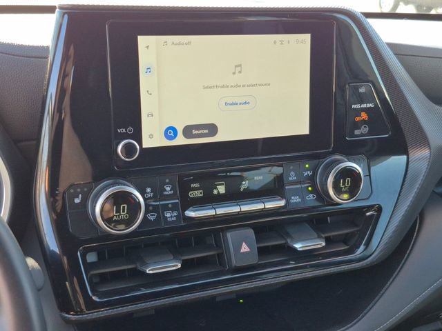 Used 2025 Toyota Highlander XSE image 12